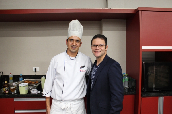 Chef Jonas da Silveira e o diretor Carlos Alberto Gomes _ Crédito Rosana Gabriela.jpg